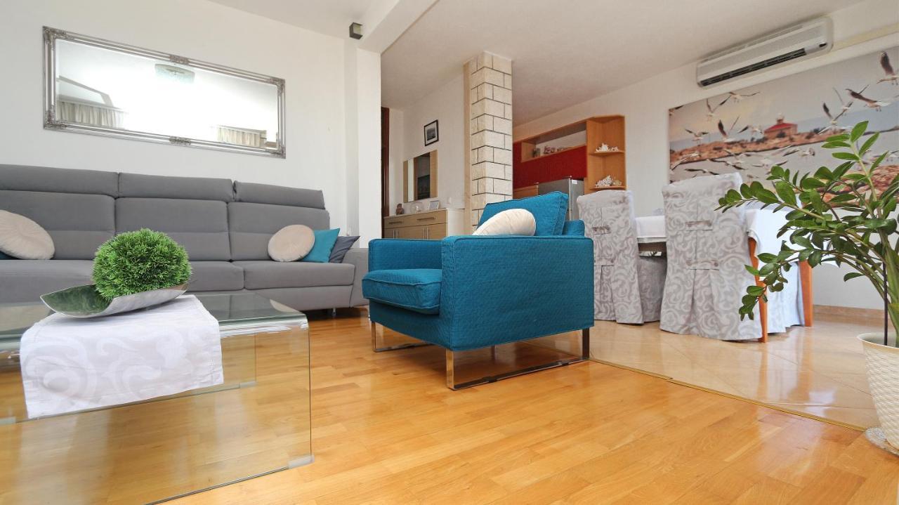 Apartments Emilija Makarska Esterno foto