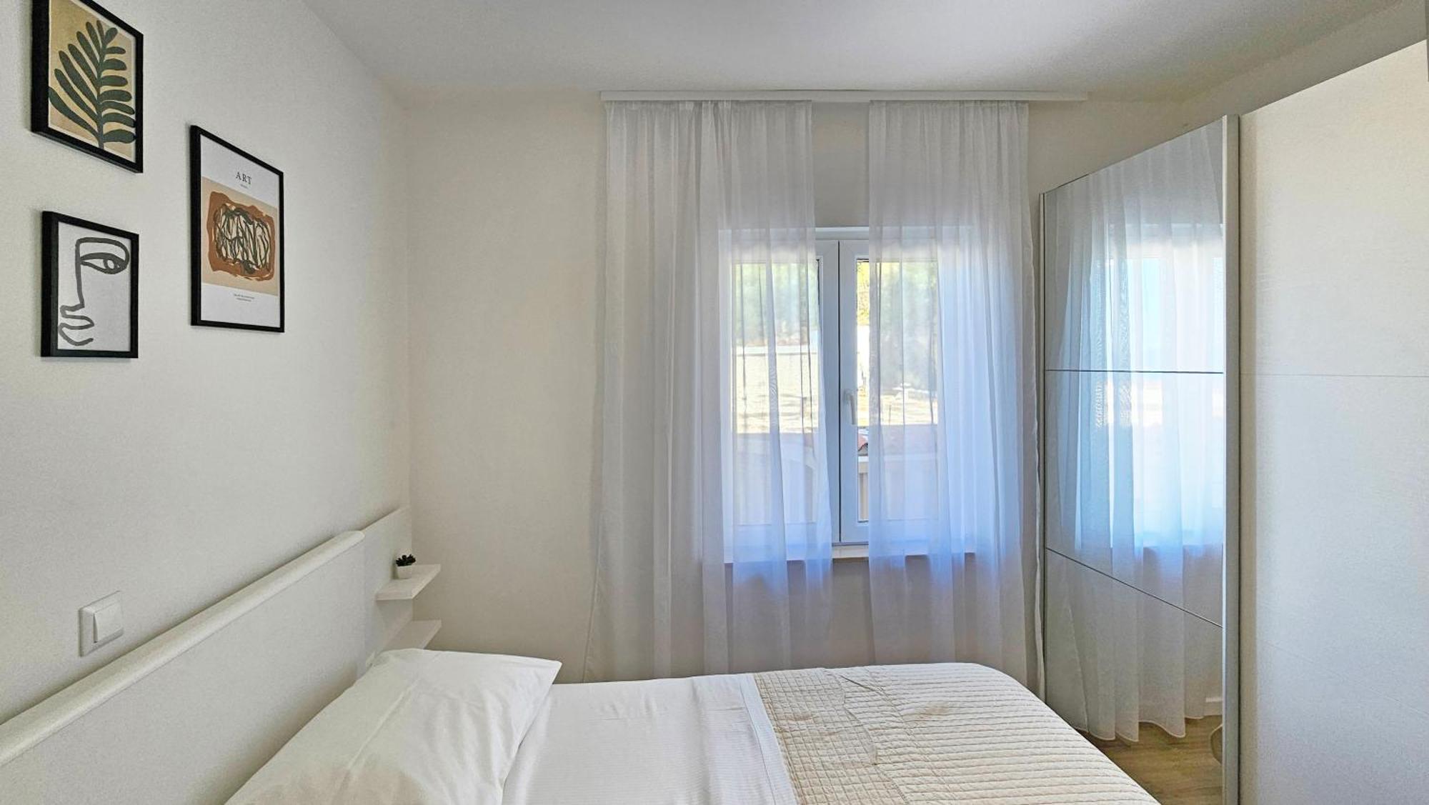 Apartments Emilija Makarska Esterno foto